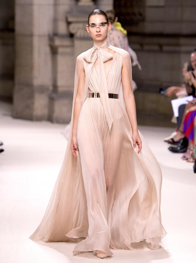 Dreamy Novak - Galia Lahav - And God Created Woman