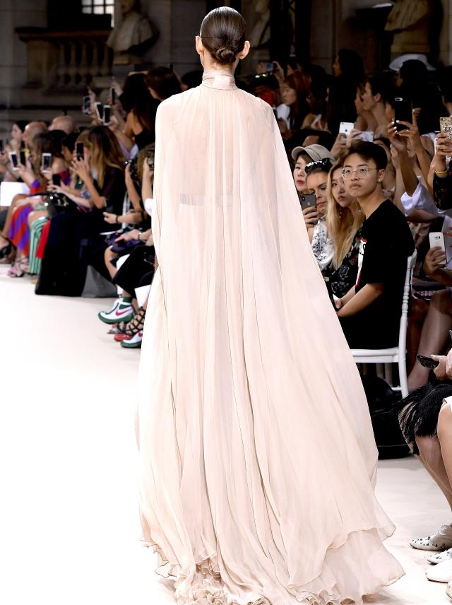 Dreamy Novak - Galia Lahav - And God Created Woman