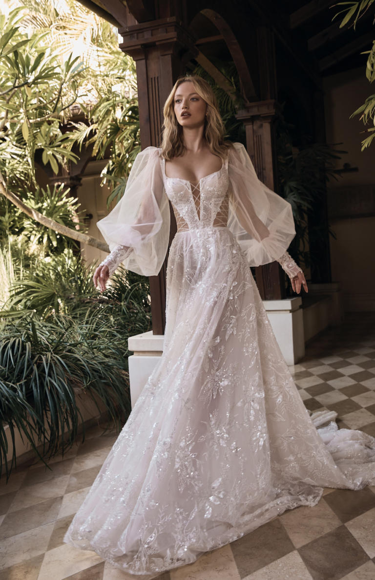 Loose long deals sleeve wedding dress