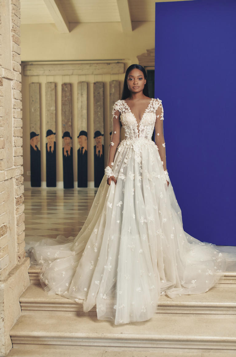 Stunning Galia Lahav Inspired Wedding Dress Made to Order, Sheath Long  Sleeve Bridal Gown With Sexy Plunge Neck and Low Back 