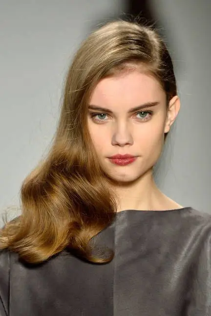 The Best Wedding Hairstyles To Style With Our Favorite Gowns
