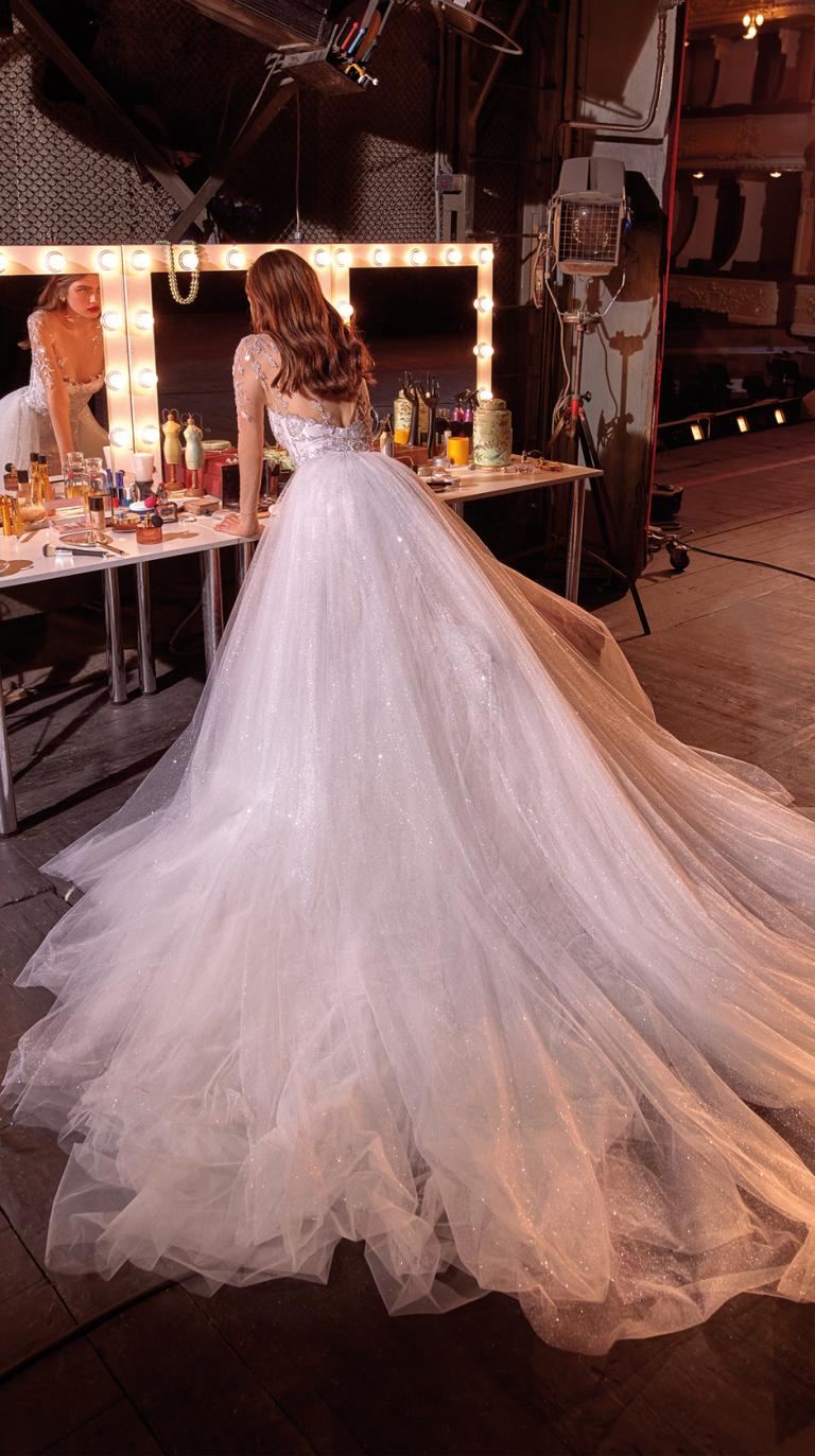 Bridal Couture Collection No. 14 - Make a scene - Brenna-Train