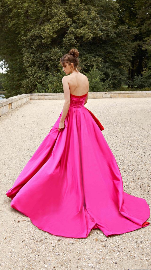 Gabrielle-Back