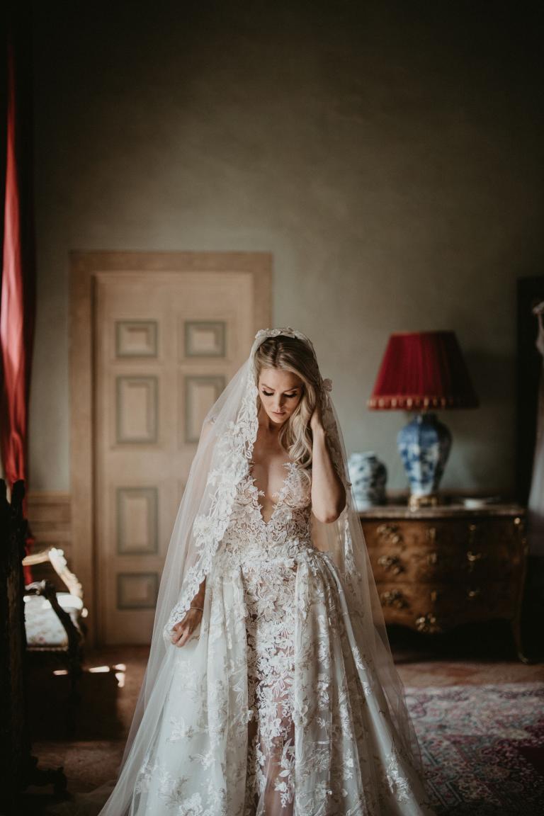 Bride Of The Week: Alexandra Helga