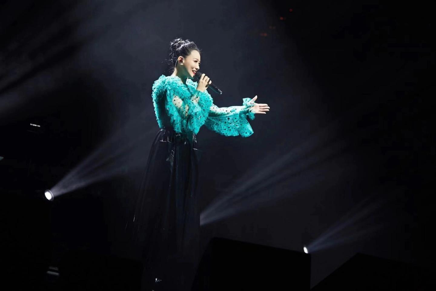 Na Ying