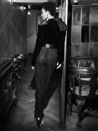 Annie-B BW