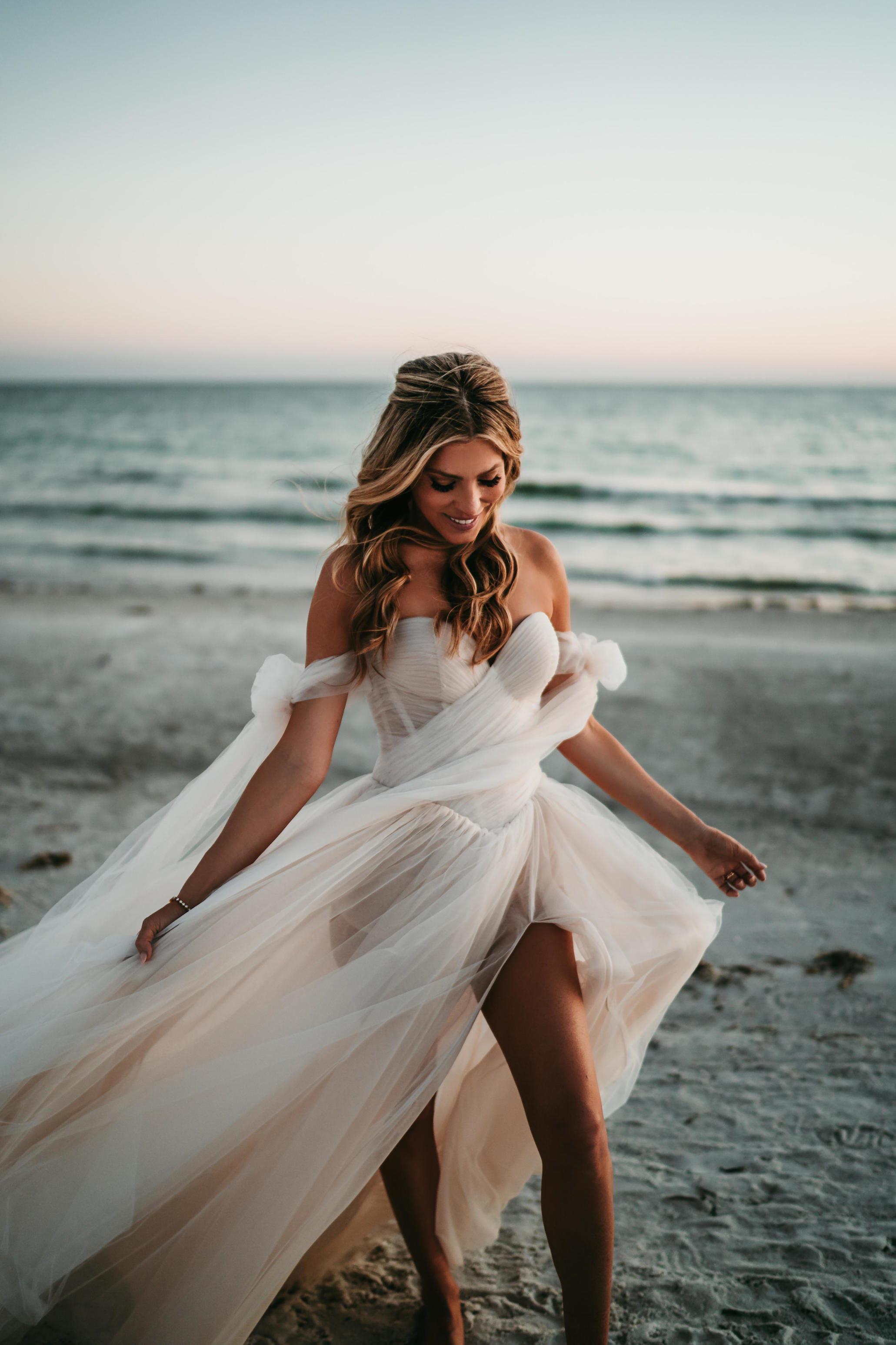 How to Dress for a Beach Wedding - Galia Lahav