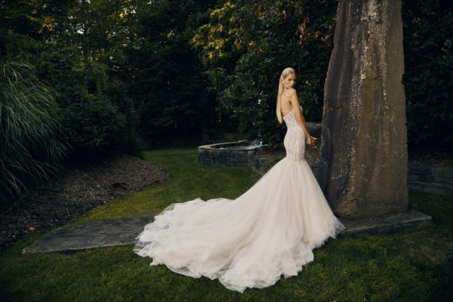Dakota | Corset Trumpet Tulle Skirt Wedding Dress