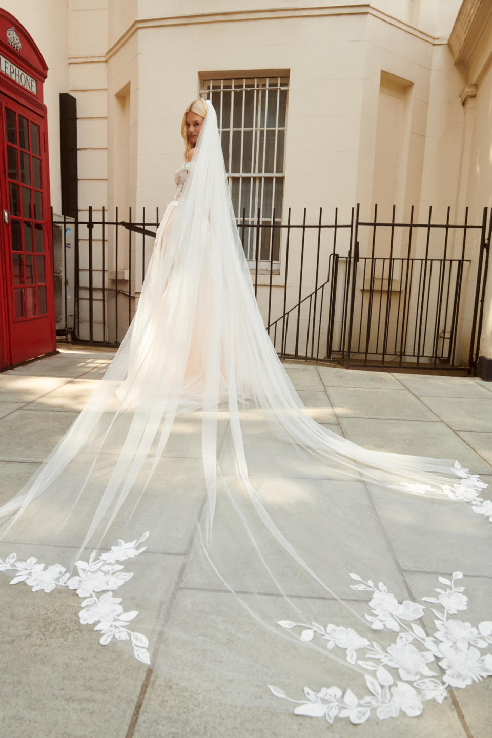 Demi | Cap Sleeves Corset Wedding Ball Gown
