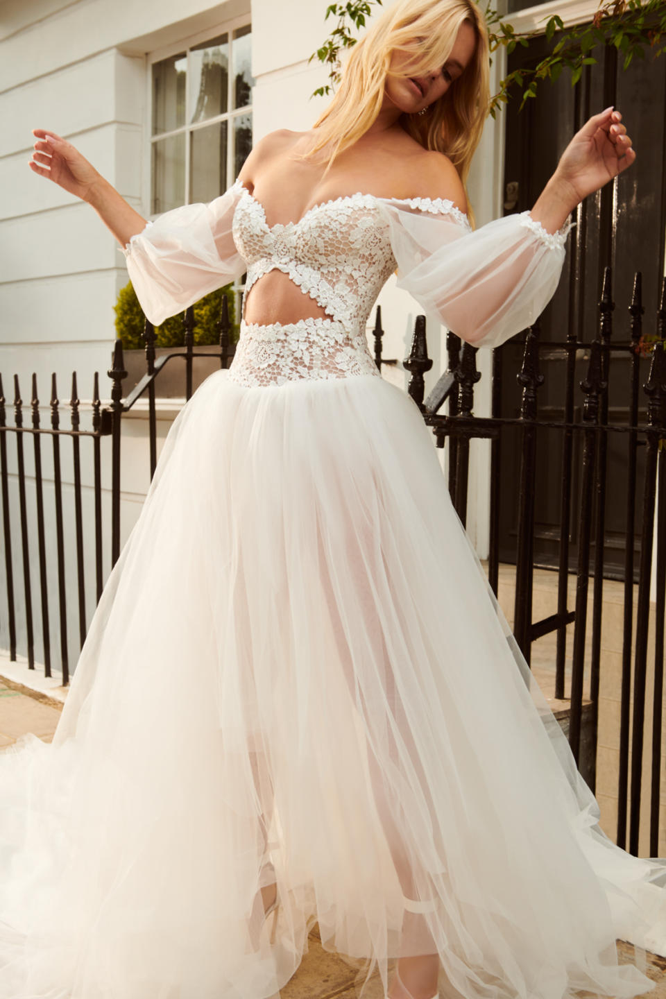 Joy | Tulle Corset Wedding Dress with Balloon Sleeves